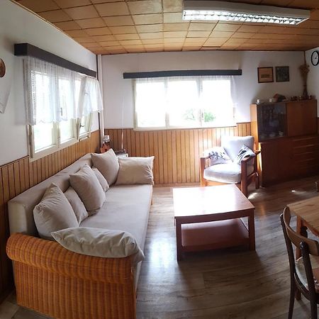 Chata Pod Hradem Lukov U Zlina Ngoại thất bức ảnh